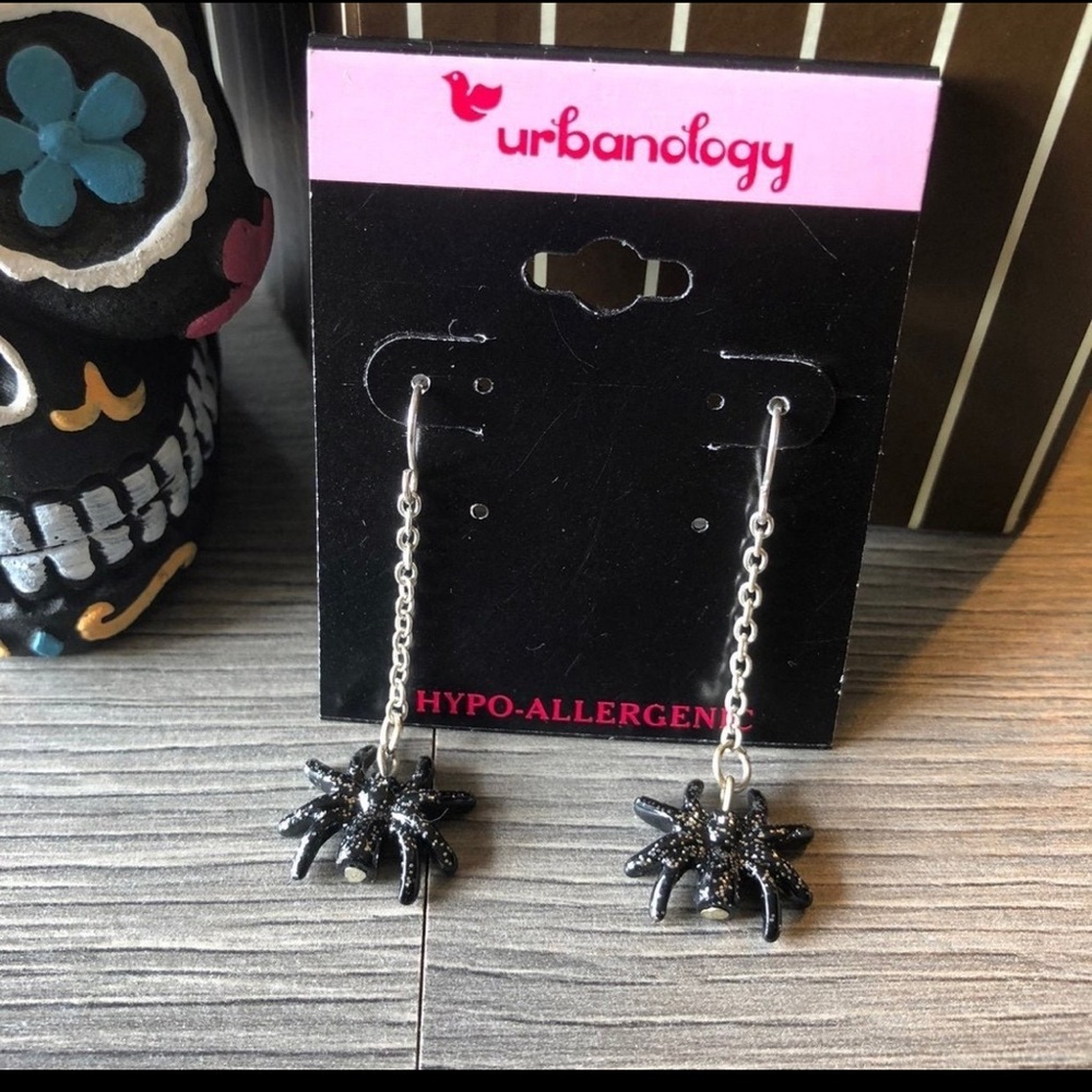 Halloween Dangling Spider Earrings